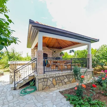 Villa Atlanta Multi - Family