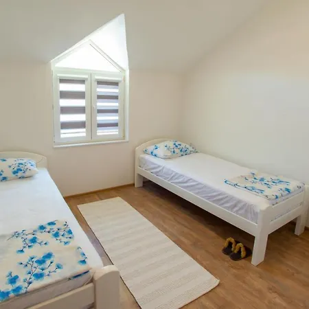 Villa Atlanta Multi - Family Дом отдыха *