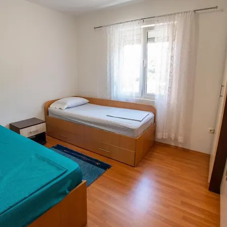 Дом отдыха Villa Atlanta Multi - Family Благай