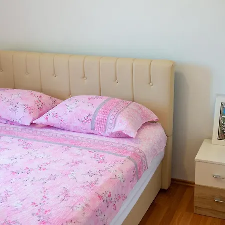 Дом отдыха Villa Atlanta Multi - Family Благай