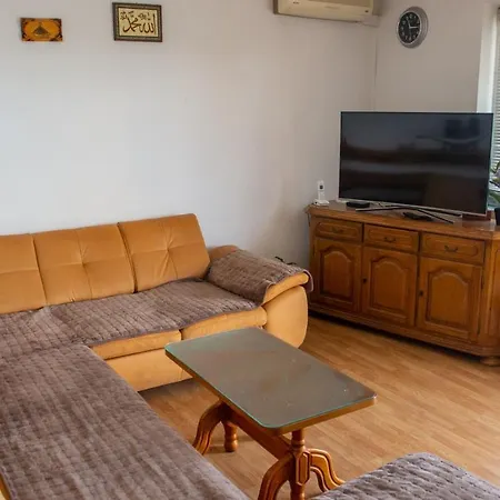 Villa Atlanta Multi - Family Благай