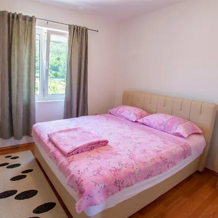 Дом отдыха Villa Atlanta Multi - Family Благай