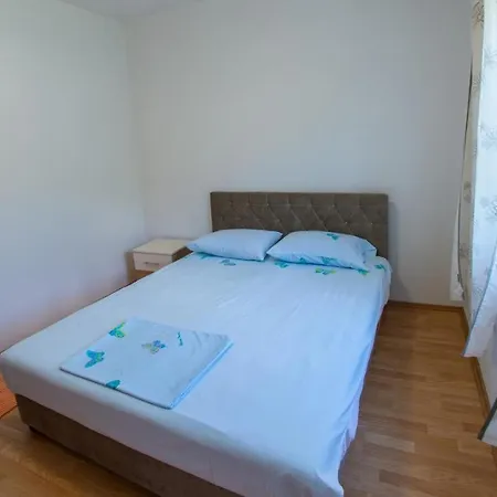 Дом отдыха Villa Atlanta Multi - Family Благай